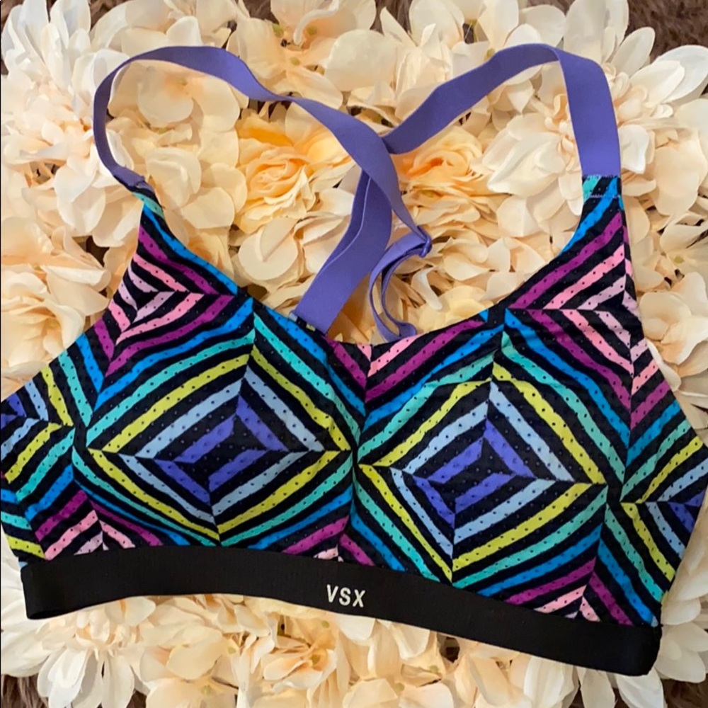 Victoria’s Secret Sport Bra 🌈